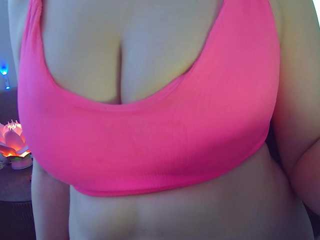 Leysun7's BongaCams show and profile