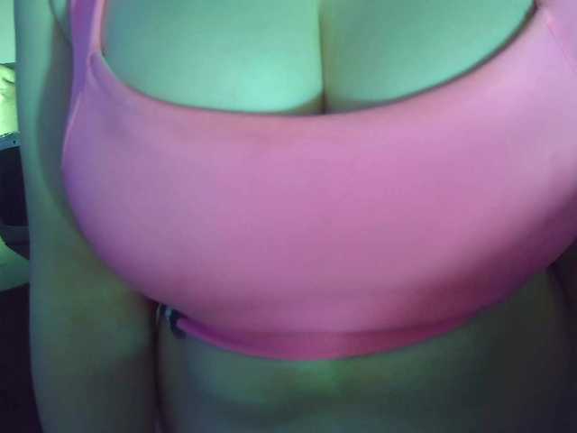 Leysun7's BongaCams show and profile