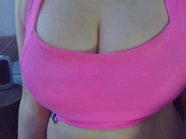 Leysun7's BongaCams show and profile