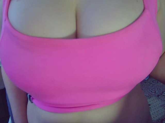 Leysun7's BongaCams show and profile