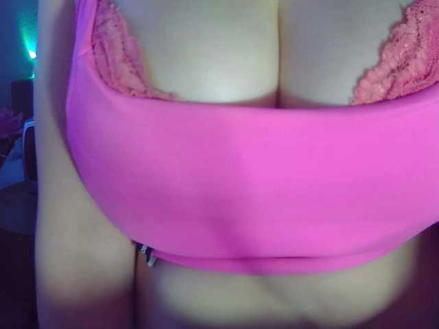 Leysun7 from BongaCams