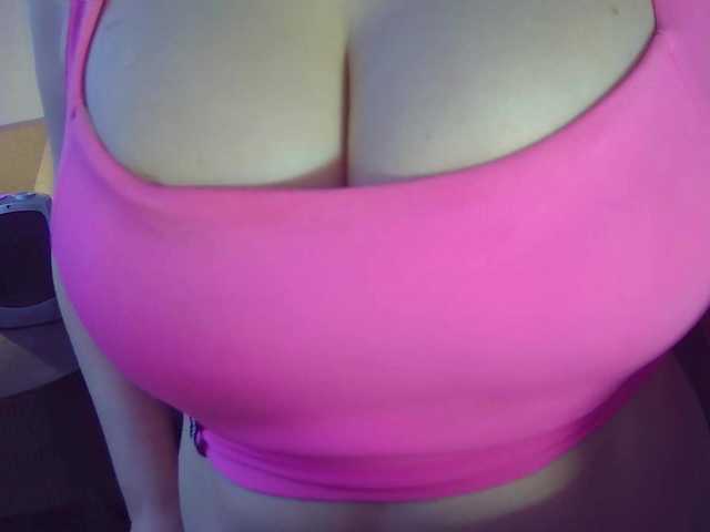 Leysun7's BongaCams show and profile