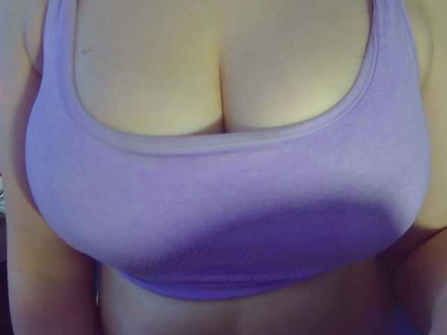 Leysun7's BongaCams show and profile