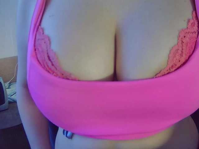 Leysun7's BongaCams show and profile