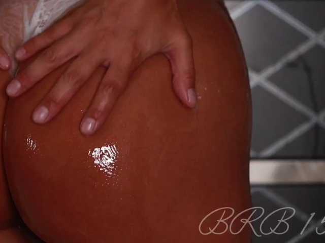 Linda-3's BongaCams show and profile