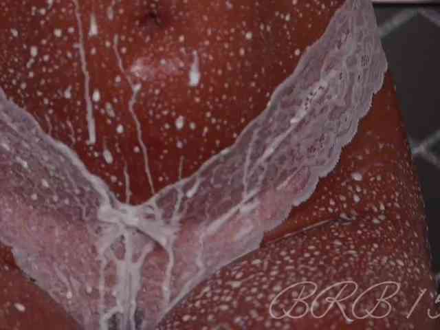 Linda-3 Live Webcam on BongaCams