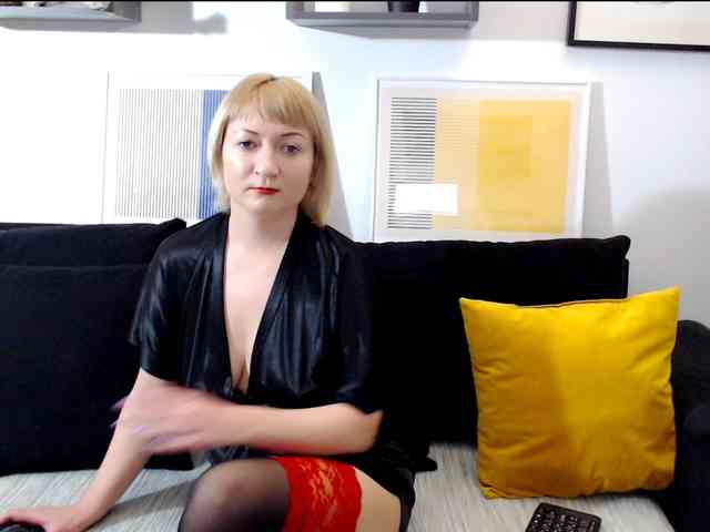 laraloveblis1 webcam