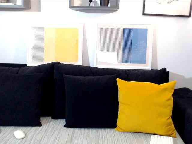 laraloveblis1 webcam