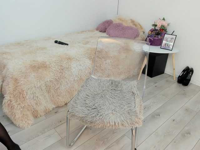 EmmaGracee's BongaCams show and profile