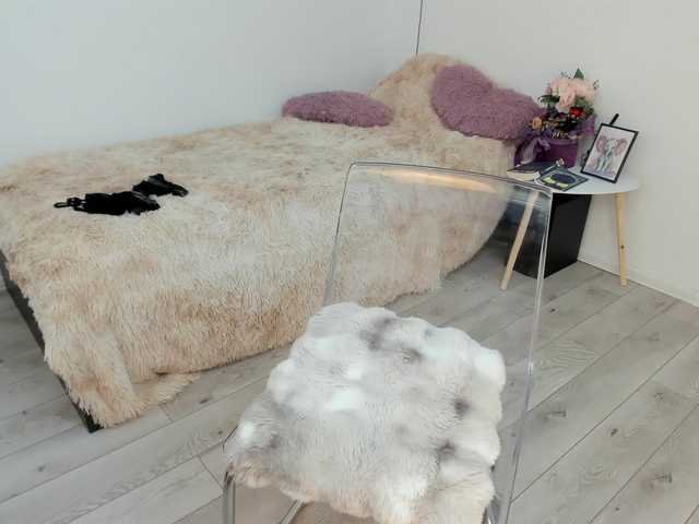 EmmaGracee's BongaCams show and profile