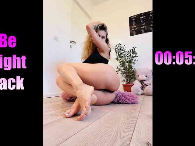 EmmaGracee webcam