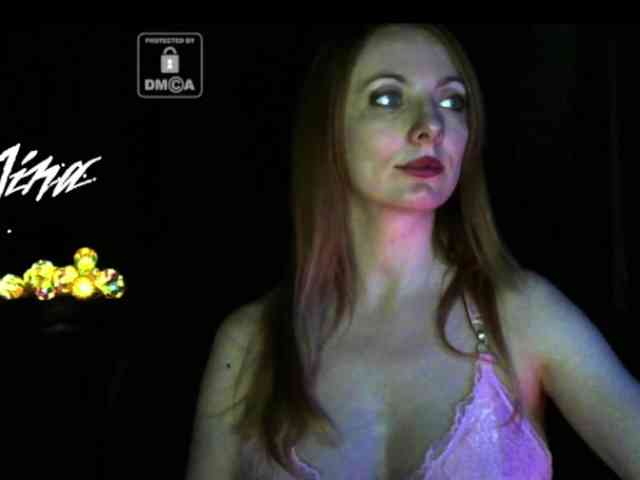 EXTASYmina webcam