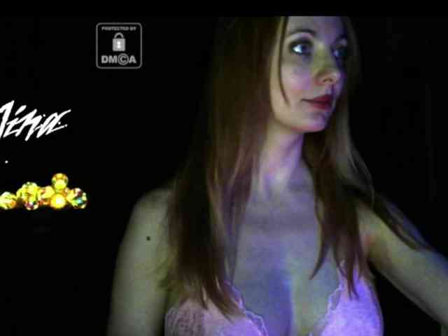 EXTASYmina webcam