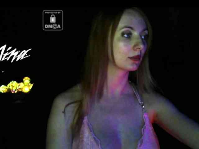 EXTASYmina webcam