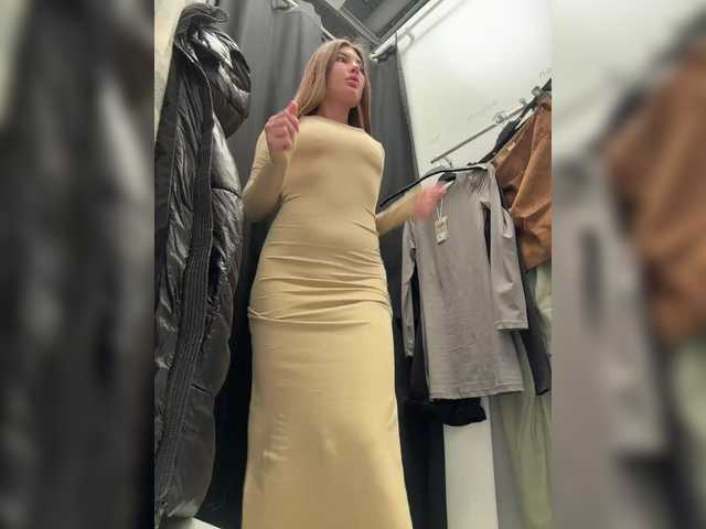 -EmilyBaby-'s BongaCams show and profile