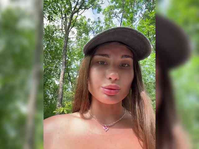 live chat porn -EmilyBaby-