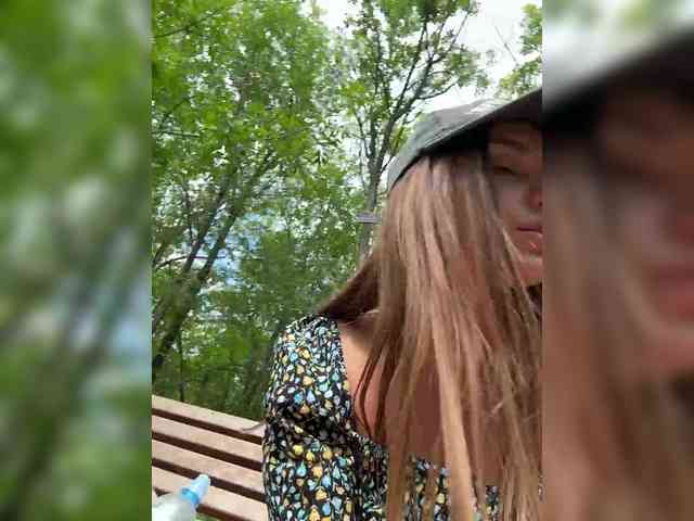 webcam hot -EmilyBaby-