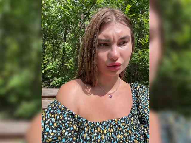 webcam hot -EmilyBaby-
