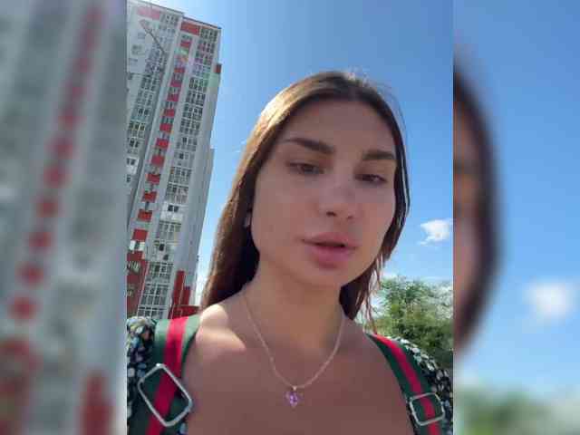 chatroom sex -EmilyBaby-