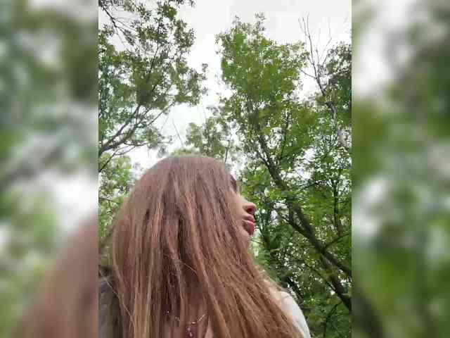 chat on live -EmilyBaby-
