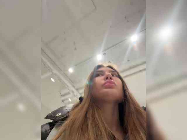 adult cam -EmilyBaby-