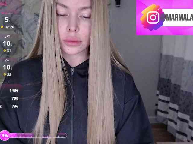 Foxymoxy19 Live Webcam on BongaCams