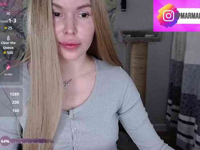 Foxymoxy19 Live Webcam on BongaCams