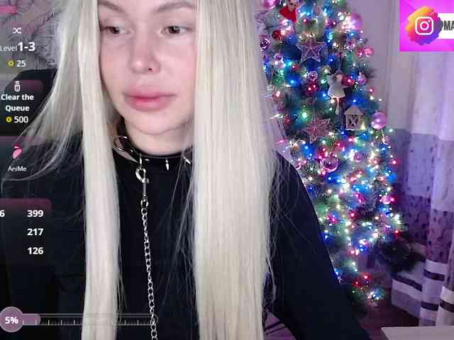 Foxymoxy19 Live Webcam on BongaCams