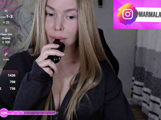 Foxymoxy19 Live Webcam on BongaCams