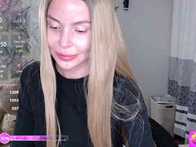 Foxymoxy19 Live Webcam on BongaCams