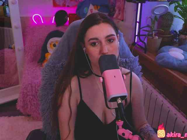 AkiraMiyaMur webcam