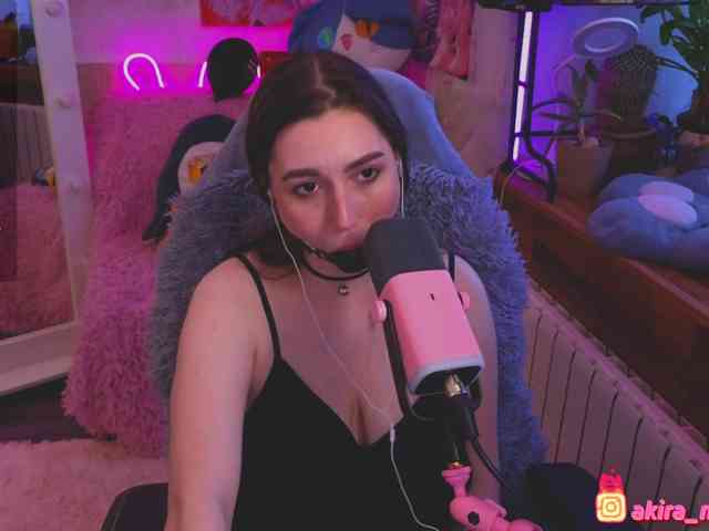 AkiraMiyaMur webcam