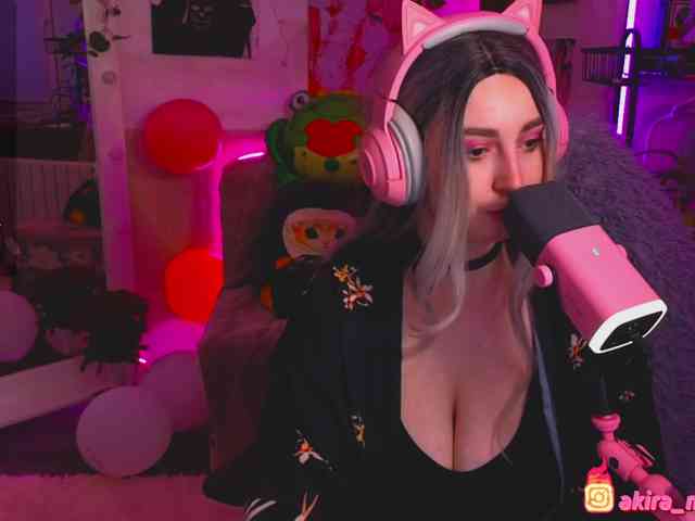 AkiraMiyaMur webcam