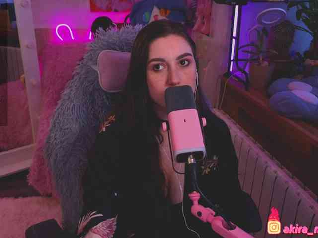AkiraMiyaMur webcam