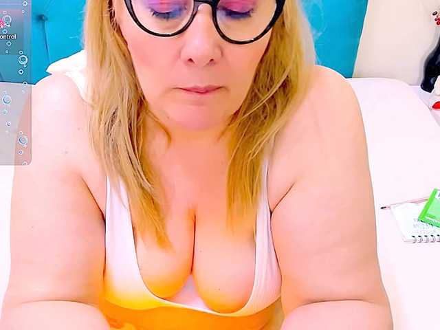  Nayla-Garner chat room