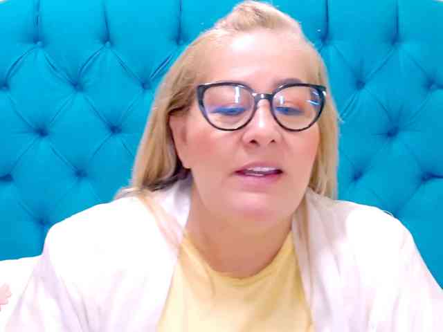 Nayla-Garner webcam