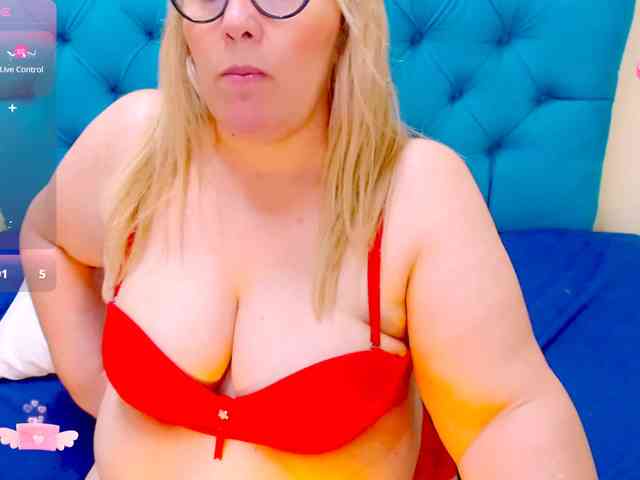 Nayla-Garner webcam