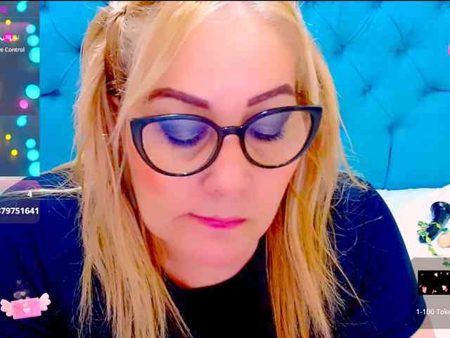 Nayla-Garner webcam