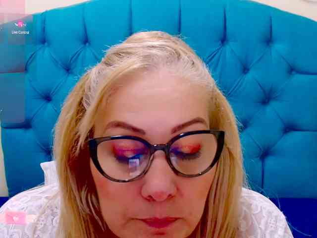 Nayla-Garner webcam