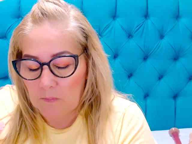 Nayla-Garner webcam