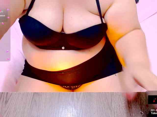 Nayla-Garner webcam