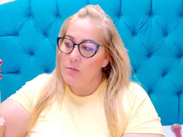 Nayla-Garner webcam