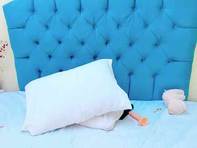 Nayla-Garner Nayla-Garner