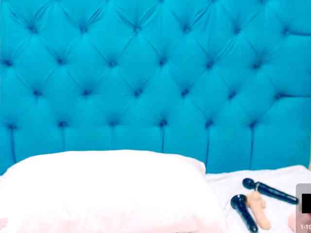 Nayla-Garner webcam