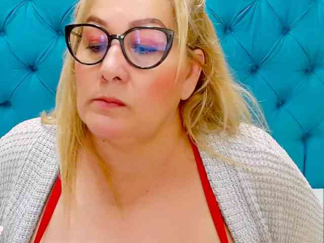 Nayla-Garner webcam