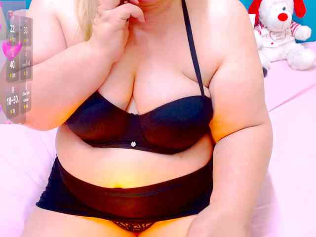 Nayla-Garner webcam