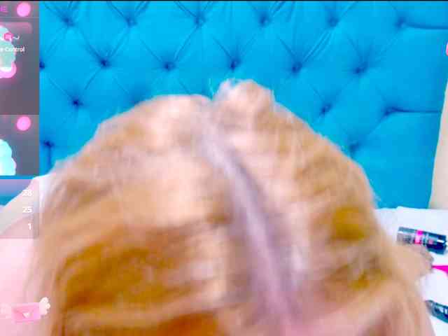 Nayla-Garner webcam