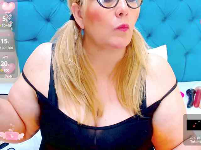 Nayla-Garner webcam