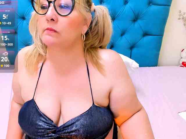 Nayla-Garner webcam