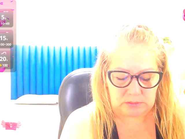 Nayla-Garner webcam